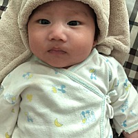 马上两个月了，妈妈喜欢看你笑，我可爱的宝宝，长胖胖，长高高😁