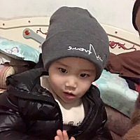 大家看看哪个名字好听 刘姓 大宝叫刘泽洋  二宝还有4周就见面了  是个女孩  想好了2个名字 刘宇沫 刘沫...