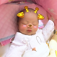 大宝贝今天12天啦🎉🎉越来越出息啦，怎么那么讨人喜欢呢☺️