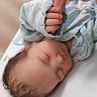 宝宝去拉去照黄疸了，抽了血下午出结果，突然很讨厌自己的O型血。昨天自己做B超，子宫里有东西。打了三...