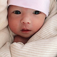 宝妈们给宝宝起的名字：黄映雪，黄疏影，黄雨萱，黄依诺，黄若夕。大家给点建议呗