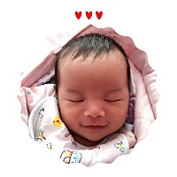 一个月零三天宝宝去打预防针结果红屁屁不能打，哈哈测量了有9.6斤、身长55、头围37啦一切发育挺好、棒棒...