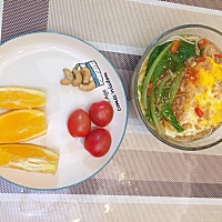 孕期反应很难受，也不能耽误了大宝的早餐😄