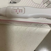 上周末让老公买验孕棒测出了两扛，请问需要到医院再做一次确认吗？