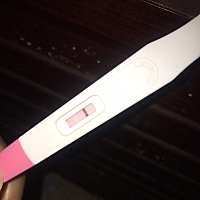 一条红一条白这样子是有还是没有？求解