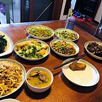 公公天天来给我做月子餐。。太幸福了