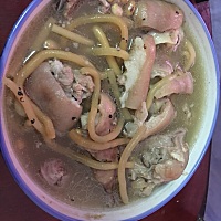 谢谢圈里热心宝妈们的推荐，这个通草黄豆炖猪蹄吃下去真的真的很下奶哦！简直就是下奶神汤啊，圈里...