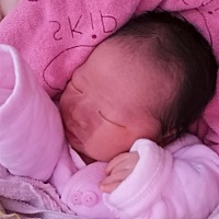 生了，昨天下午5点20分生下男宝一枚，过程非常痛苦，7斤2，来接走健康男宝