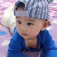 时间过的好快啊 一晃宝宝已经六个月了 当初盼着生个男孩 可是生了个女孩 宝贝你虽然是女孩 可妈妈爸爸依...