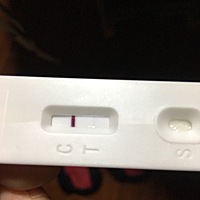 怀疑自己有没有怀孕，我眼神不好使，月经推迟8天了，这测出来的结果真是让人怀疑有没有怀孕！