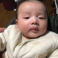 70天了，牛奶不吃，母乳不够，可把我愁死了，各宝妈们都给帮忙支个招吧！哎。。。