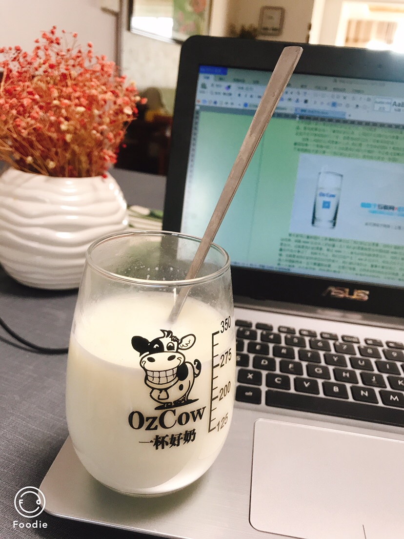 昨天虽然周末，但妈妈也是忙了一天，一早起床给队友们分享公司的企业文化，中午陪哥哥去游泳，吃午饭已经是下午一点多了，匆匆吃了几口就去支持队友的现场活动，站了近五个小时，没感觉到累，就是知道你在，怕你受不了。既然你来了，我和爸爸还有哥哥一起欢迎你。❤️