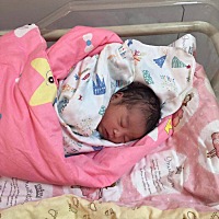 12月24上午11点多，顺利产下7斤整小公主一枚，打了两天的催产素……总算催出来了……昨晚4点破的水，今...