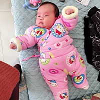 一个月10天的小胖妞！😄😄