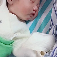 👨‍👩‍👧‍👦于12月16日，预产期提前半个月破羊水，刨宫产男宝一枚！儿女双全👨‍👩...