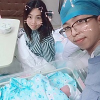 今年的圣诞，给你一个大大的礼物🎁，圣诞男宝你好👋