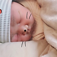 圈子里接了那么多女宝，终于如愿以偿啦，有了自己的小棉袄，平安夜平安的降临，儿女双全了，二胎刨腹产...