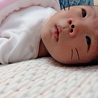 自己生的怎么看都好看