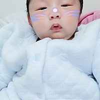 帅哥一枚，我家男宝宝一个月了。