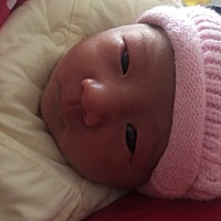 孕38周顺产，无侧切，轻度撕裂。生的时候好痛，求医生侧切，医生让我坚持，还好忍住了，生完后比第一胎...