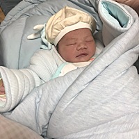 报喜了，40+3顺产公子一枚，超快顺产，无侧切，1度撕裂。开到3指打无痛，开到10指关麻药顺产，因麻...