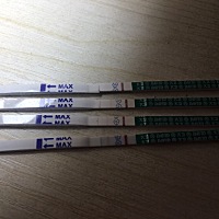 麻烦大家帮我看看，这个是不是有了？！ 最近一周总有来大姨妈的肚子不舒服的感觉，所以京东买了试纸测了...