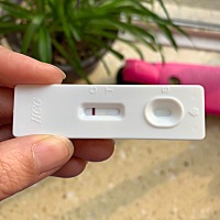 备孕第四个月了，本来以为还有点希望，看来又要失望了，末次月经11.28号，这个月26测到灰印，这两天姨妈...