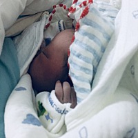 报喜啦，12月30号中午12:55分顺产男宝一枚，7.2斤，无侧切，无撕裂