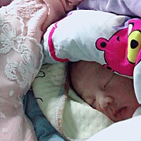 接二胎超快女宝啦～大宝是刨腹产，本来预定了了7号刨腹产，结果宝宝等不及了😄😄十一点多的时候羊水...