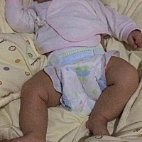 宝宝68天咯，一路走来虽感疲惫但也满满的幸福感，在婆婆家住了50天后回娘家一直住到现在打算年前再回婆...