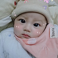 宝宝出生时五斤，现在快三个月了，今天称了加衣服大概有12斤半，这是不是有点营养不良