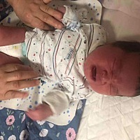 顺产9斤女孩.那天发个帖子.这几天比较累.也没玩手机.今天缓过来一些.说说过程吧！我是妊娠期糖尿病.到预...