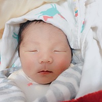 7斤男宝宝、像女孩子的男孩子