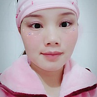 才月子第八天我就呆不住了，天天在家呆着😂️😂️😂️好想出去浪。