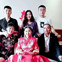 还是自己的父母好，远嫁，生孩子，爸妈没来，好心酸，但是我能理解他们，今天妈妈给我打了2000，虽...