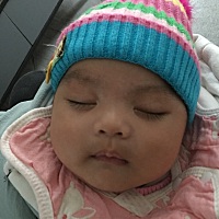 我家的小棉袄两个月11天了，13斤左右，每次游泳和别人家的对比起来都黑成了个煤球，不知道后面能不能变...