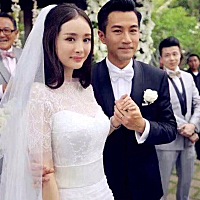 他们结婚时的场面壮观，传说也离了 女人呀只有努力工作，
 还要让自己越来越自信，世上最靠谱的话不是“...