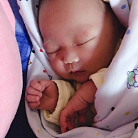 我的大宝贝啊，折腾你老妈到现在，我都要困死了