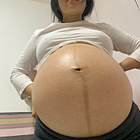 老婆36周肚子好大小魔王好好动