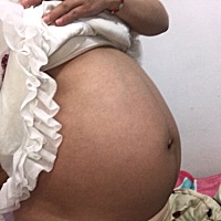 孕30周➕6，肚子这么大了！妊娠线越来越黑，好难看……