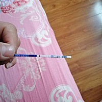 四个月没来还上怀孕，难受怎么没办法