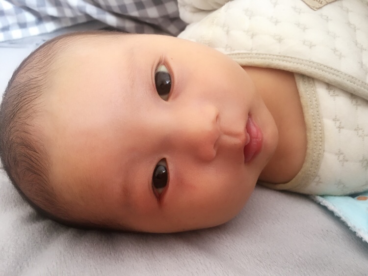 时隐时现的双眼皮