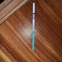 孕早期 试纸检测过 双杠。但是还没去医院确定 。那第一次去医院检查是抽血检查还是直接B超检查呢 ？可以...