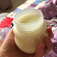 奶牛的痛苦 吸奶吸到颈椎增生 天天两小时一次 烦躁 压根不能睡觉 一天24壶以上😭