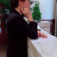 姨妈每个月24日准时到来！来时腰酸一些。今天15号胸部有点肿胀、乳头一碰有点疼。腰酸背痛，感觉累的。...