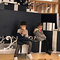 三胎了！26歲前生了兩只一哥哥一妹妹現在31歲又來一直弟弟！感覺日子都不能好好過了！也許只有在洗澡的...