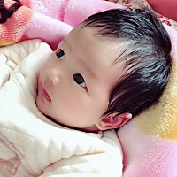 我是顺产、今天32天了……下面轻微撕裂、缝了两层、昨晚洗完澡、我让我老公看看恢复的怎么样了，我老公...