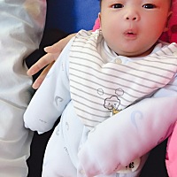 善意提醒，我对象姨是妇产科医生，我生孩子剖腹产就是姨把我剖腹产的，她今天来我家，宝宝办满月酒，他...