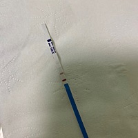 刚刚测出来的，也不知道怀没怀，特别紧张，输卵管堵塞，要了这么久了，都没怀～