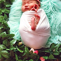 宝宝这两天不舒服，白天晚上的哭，都快心疼死了，希望快点好起来